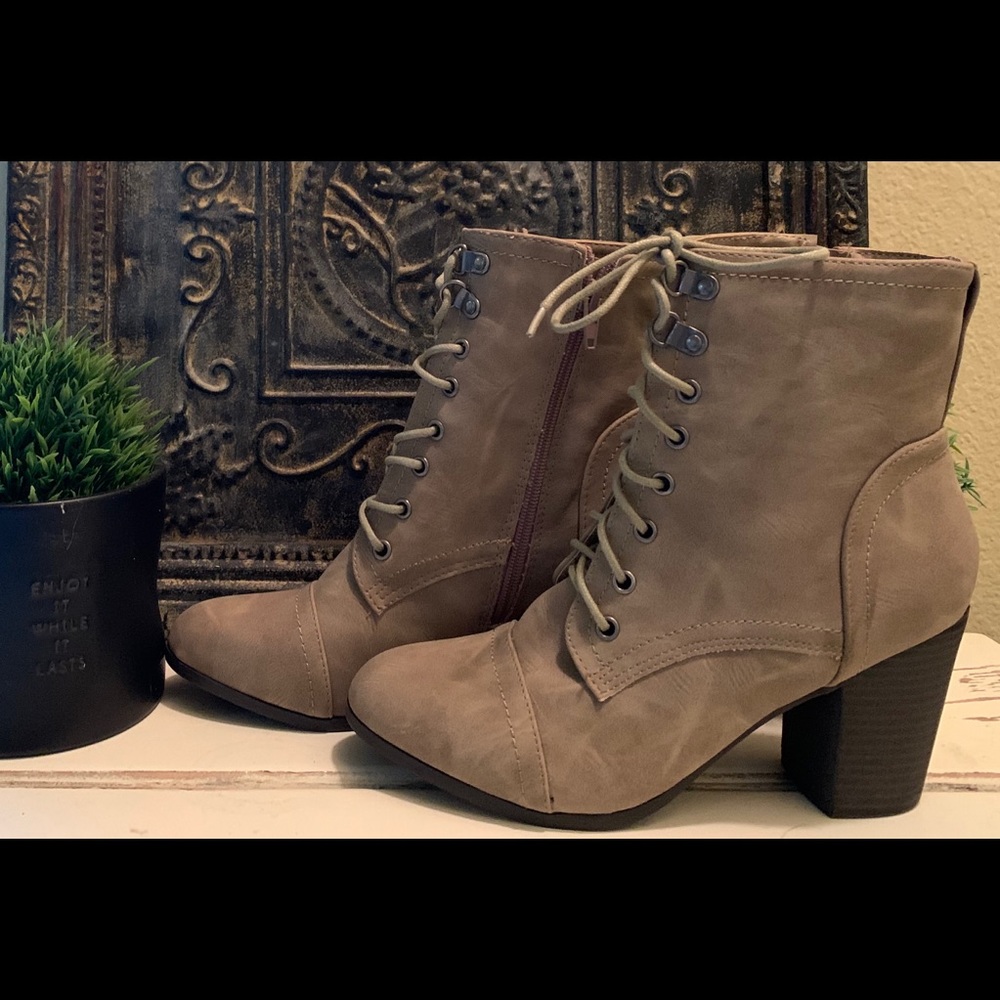 NWOT! Madden Girl Boots